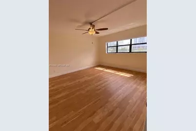 520 Orton Ave #503, Fort Lauderdale, FL 33304 - Photo 11