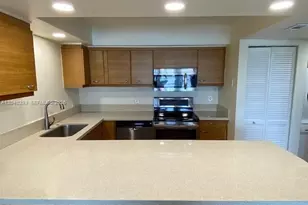 520 Orton Ave, Fort Lauderdale, FL 33304 - Photo 7