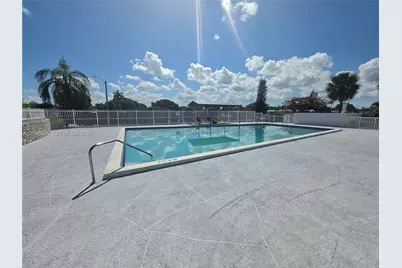 1529 SW 131 Avenue, Miami, FL 33184 - Photo 23