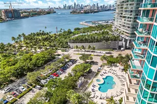 300 South Pointe Dr, Miami Beach, FL 33139 - Photo 35