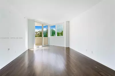 300 S Pointe Dr #405, Miami Beach, FL 33139 - Photo 15