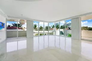 300 South Pointe Dr, Miami Beach, FL 33139 - Photo 3