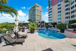 300 South Pointe Dr, Miami Beach, FL 33139 - Photo 45