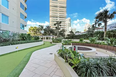 300 S Pointe Dr #405, Miami Beach, FL 33139 - Photo 65