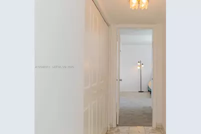 137 Golden Isles Dr #809, Hallandale Beach, FL 33009 - Photo 23