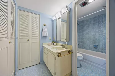 860 SE 6th Ave #409, Deerfield Beach, FL 33441 - Photo 3