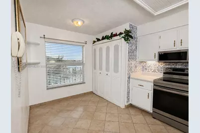 4550 NW 18th Ave #606, Deerfield Beach, FL 33064 - Photo 9