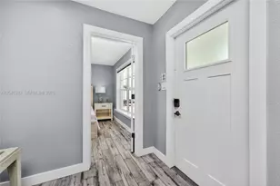 21812 Edgewater Dr, Port Charlotte, FL 33952 - Photo 5