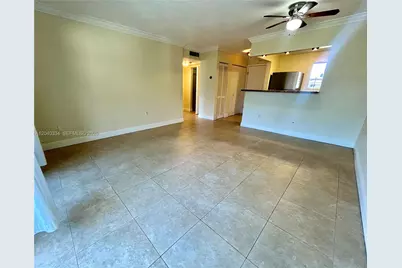 14500 SW 88 Av #211, Palmetto Bay, FL 33176 - Photo 5