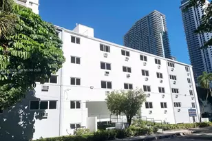 143 SW 9th St, Miami, FL 33130 - Photo 11