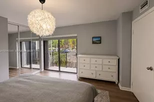 9954 NW 6th Pl, Plantation, FL 33324 - Photo 13