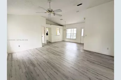 532 SE 21st Dr, Homestead, FL 33033 - Photo 3