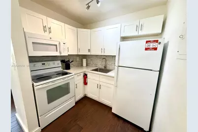 1415 SW 1st St #1, Fort Lauderdale, FL 33315 - Photo 3