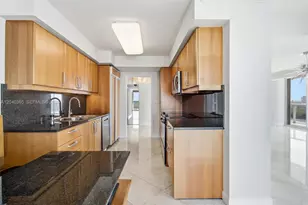 16500 Collins Ave, Sunny Isles Beach, FL 33160 - Photo 17