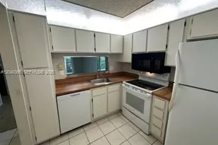 3578 N University Dr, Coral Springs, FL 33065 - Photo 5