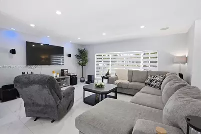 10450 NW 19th St, Pembroke Pines, FL 33026 - Photo 21