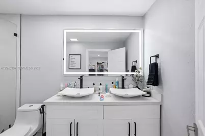 10450 NW 19th St, Pembroke Pines, FL 33026 - Photo 33