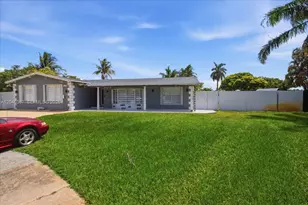 10450 NW 19th St, Pembroke Pines, FL 33026 - Photo 1