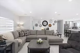 10450 NW 19th St, Pembroke Pines, FL 33026 - Photo 17