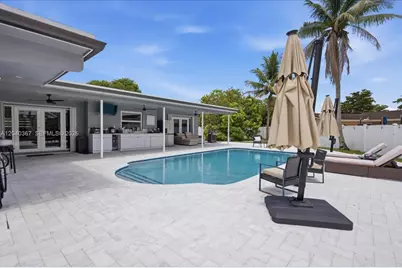 10450 NW 19th St, Pembroke Pines, FL 33026 - Photo 45