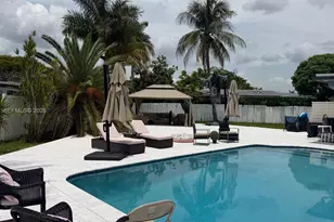 10450 NW 19th St, Pembroke Pines, FL 33026 - Photo 13