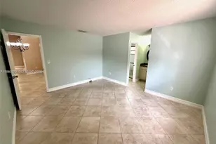 2514 SW 138th Ave, Miami, FL 33175 - Photo 9