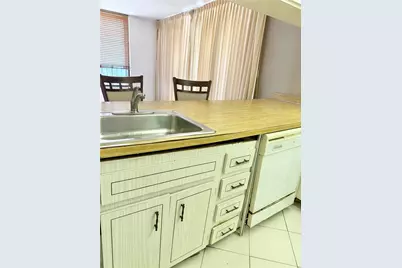 7899 NE Bayshore Ct #6A, Miami, FL 33138 - Photo 9