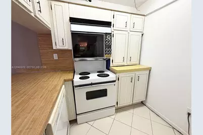 7899 NE Bayshore Ct #6A, Miami, FL 33138 - Photo 13