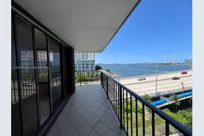 7899 NE Bayshore Ct #6A, Miami, FL 33138 - Photo 11