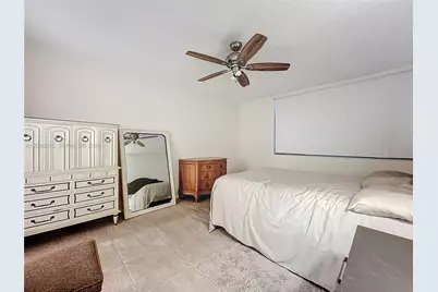 4545 Luxemburg Ct #103, Lake Worth, FL 33467 - Photo 9