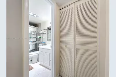 4545 Luxemburg Ct #103, Lake Worth, FL 33467 - Photo 7