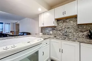 4545 Luxemburg Ct, Lake Worth, FL 33467 - Photo 3