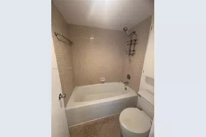 20505 E Country Club Dr #835, Aventura, FL 33180 - Photo 15