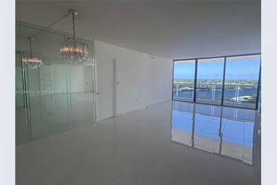 20505 E Country Club Dr #835, Aventura, FL 33180 - Photo 3