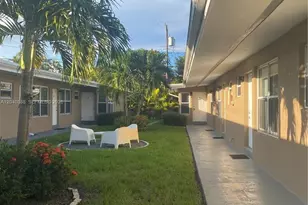 2011 NE 167th St, North Miami Beach, FL 33162 - Photo 19
