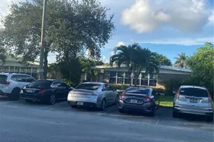 2011 NE 167th St, North Miami Beach, FL 33162 - Photo 23