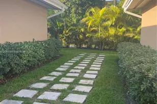 2011 NE 167th St, North Miami Beach, FL 33162 - Photo 21