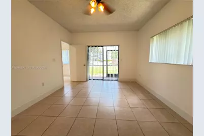 2550 SW 18th Ter #2201, Fort Lauderdale, FL 33315 - Photo 3
