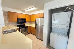 2550 SW 18th Terrace, Fort Lauderdale, FL 33315 - Photo 9