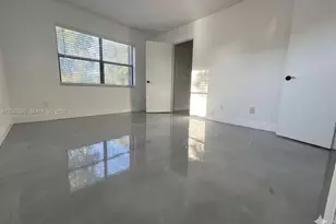 10325 NW 11th St, Pembroke Pines, FL 33026 - Photo 5