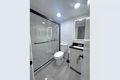 10325 NW 11th St #101, Pembroke Pines, FL 33026 - Photo 27