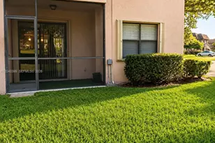 10325 NW 11th St, Pembroke Pines, FL 33026 - Photo 1