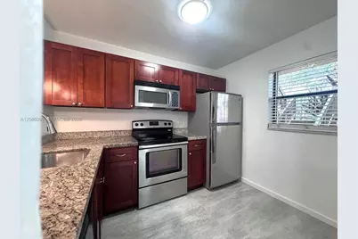 10325 NW 11th St #101, Pembroke Pines, FL 33026 - Photo 5