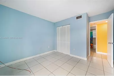 1725 W 60th St #F220, Hialeah, FL 33012 - Photo 7