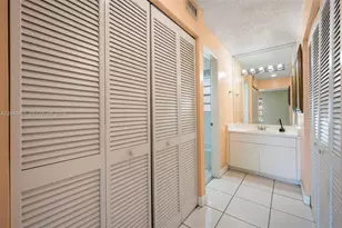 1725 W 60th St, Hialeah, FL 33012 - Photo 11