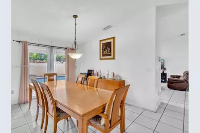 16951 SW 147th Ct, Miami, FL 33187 - Photo 9