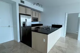 79 SW 12th St, Miami, FL 33130 - Photo 11