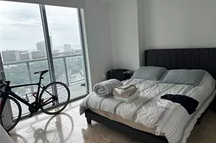 79 SW 12th St, Miami, FL 33130 - Photo 21