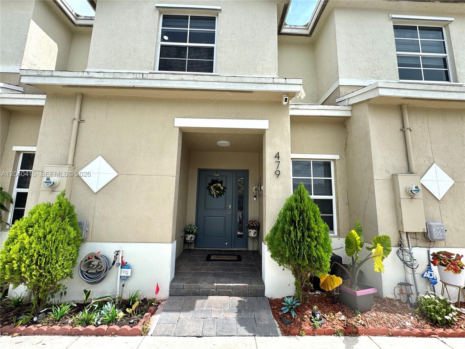 479 NE 5th Way #479 - 479 NE 5th Way #479, Florida City, FL 33034 Luxury Property | Jose Angel Pina