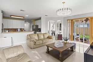 8542 NW 111th Ct, Doral, FL 33178 - Photo 9